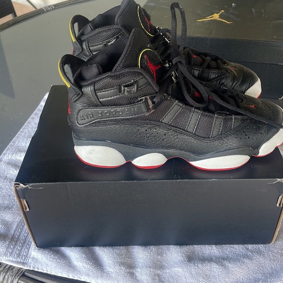 Jordan 6 Rings - Picture 3 of 6